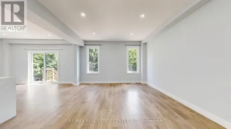 149 Ballantyne Avenue Cambridge ON N1R 2T3