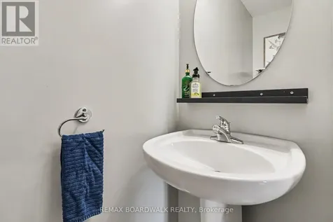50 Briargate Private Ottawa ON K4A 0C3