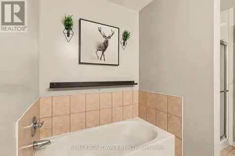 50 Briargate Private Ottawa ON K4A 0C3