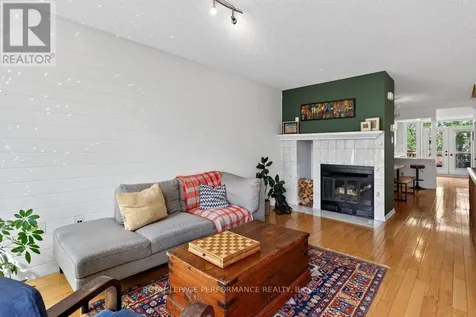 255 Cathcart Street Ottawa ON K1N 5C2