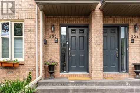 255 Cathcart Street Ottawa ON K1N 5C2