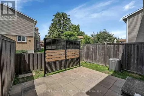 1780 Lamoureux Drive Ottawa ON K1E 2N4
