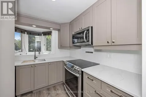1780 Lamoureux Drive Ottawa ON K1E 2N4