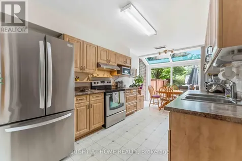 100 Hillside Drive Ottawa ON K1K 4J1