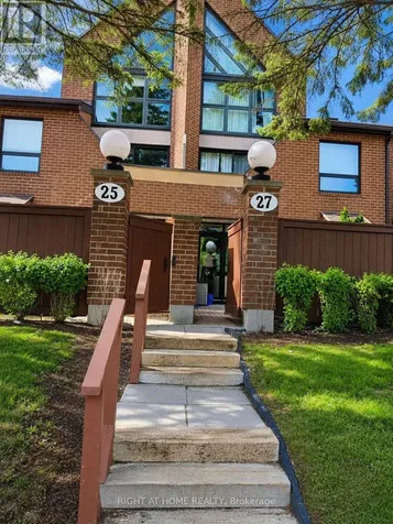 100 Hillside Drive Ottawa ON K1K 4J1