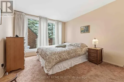 100 Hillside Drive Ottawa ON K1K 4J1