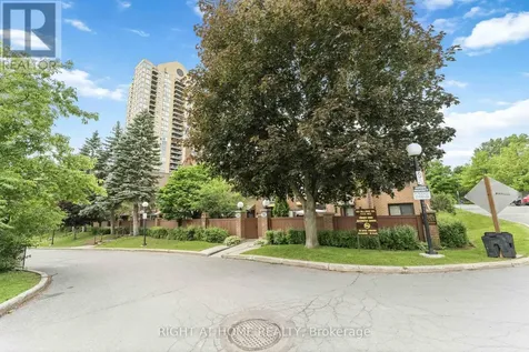 100 Hillside Drive Ottawa ON K1K 4J1