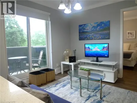 2373 King Street Hamilton ON L8K 1X9