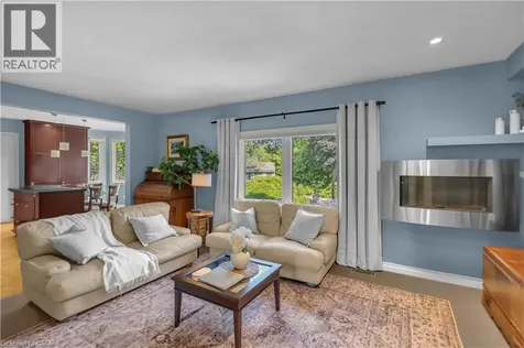 44 Hammill Court Ancaster ON L9G 4L4