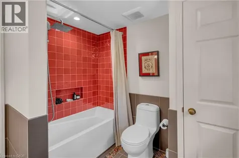 44 Hammill Court Ancaster ON L9G 4L4