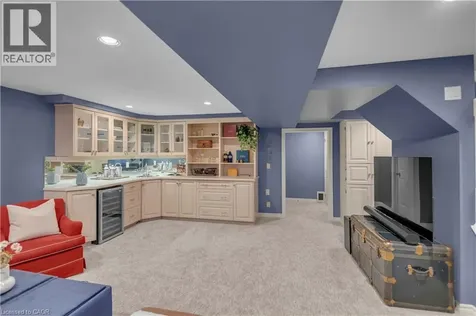 44 Hammill Court Ancaster ON L9G 4L4