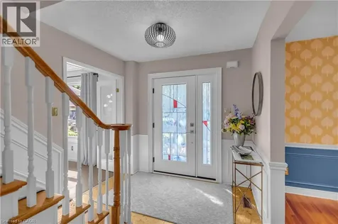44 Hammill Court Ancaster ON L9G 4L4