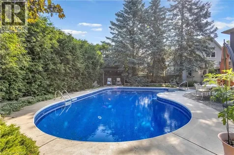 44 Hammill Court Ancaster ON L9G 4L4
