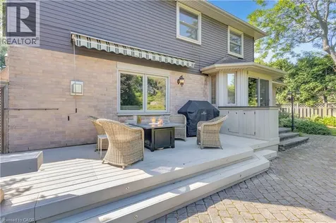 44 Hammill Court Ancaster ON L9G 4L4