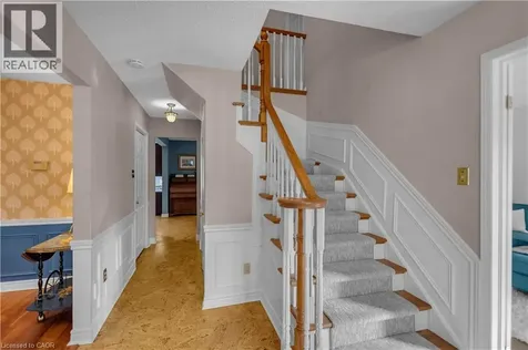 44 Hammill Court Ancaster ON L9G 4L4
