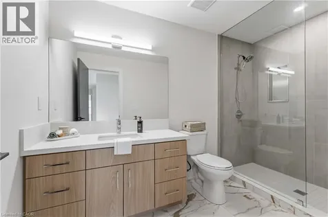 6124 Curlin Crescent Niagara Falls ON L2H 3W8
