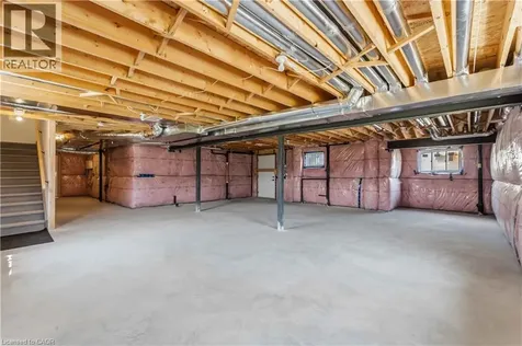 6124 Curlin Crescent Niagara Falls ON L2H 3W8