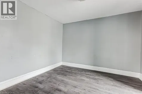 18 Linwood Street St. Catharines ON L2R 1H3