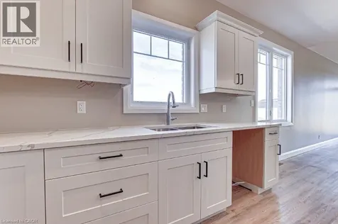381 Argyle Avenue Delhi ON N4B 0B2