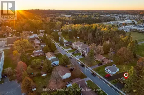 161 Quebec Street Bracebridge ON P1L 1E3