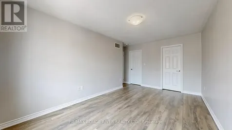 1061 Clipper Lane Pickering ON L1X 0E9
