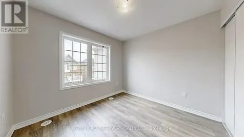 1061 Clipper Lane Pickering ON L1X 0E9