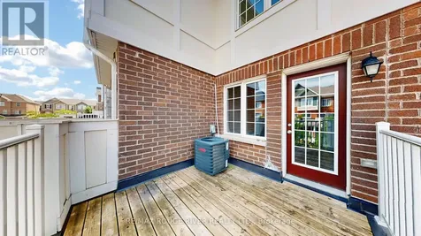 1061 Clipper Lane Pickering ON L1X 0E9