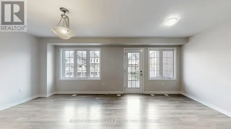 1061 Clipper Lane Pickering ON L1X 0E9