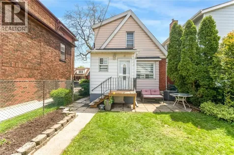 153 Gage Avenue North Hamilton ON L8L 7A3