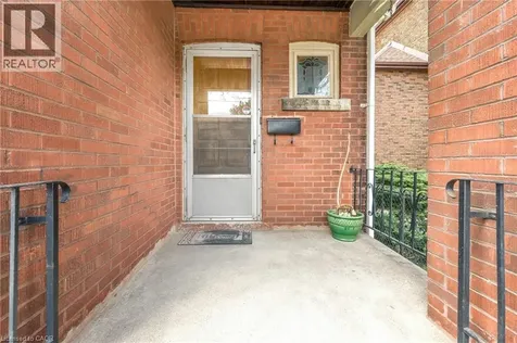 153 Gage Avenue North Hamilton ON L8L 7A3