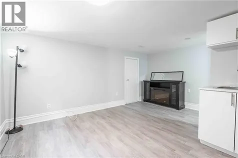 73 West 3rd Hamilton ON L9C 3K2