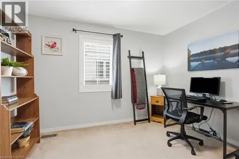 174 Fellowes Crescent Waterdown ON L8B 0M9
