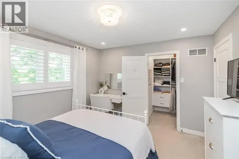 47 Pantano Drive Hamilton ON L9B 2S8