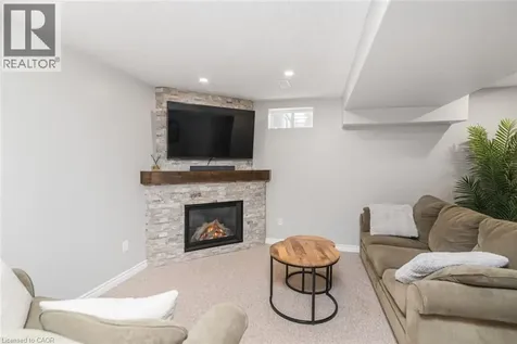 47 Pantano Drive Hamilton ON L9B 2S8