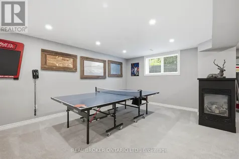 6 Pioneer Tower Crescent Kitchener ON N2P 2L2
