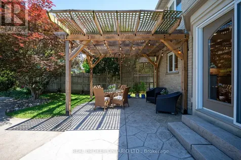 6 Pioneer Tower Crescent Kitchener ON N2P 2L2
