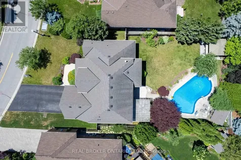 6 Pioneer Tower Crescent Kitchener ON N2P 2L2
