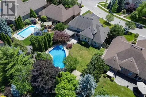 6 Pioneer Tower Crescent Kitchener ON N2P 2L2