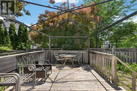 6 Windchime Crescent Ottawa ON K2G 6J3