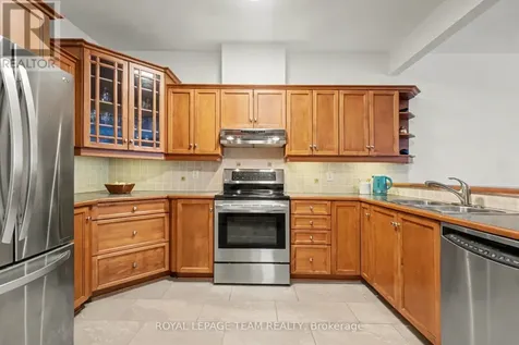 25 Sawchuk Terrace Ottawa ON K2K 3H1