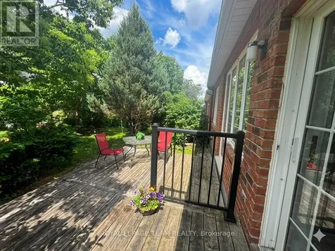 25 Sawchuk Terrace Ottawa ON K2K 3H1