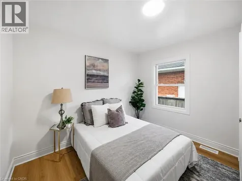 627 Upper Sherman Avenue Hamilton ON L8V 3M4