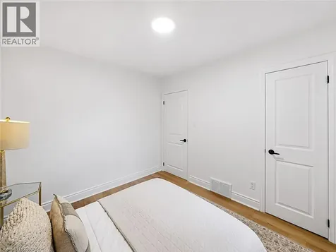 627 Upper Sherman Avenue Hamilton ON L8V 3M4