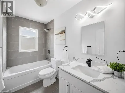 627 Upper Sherman Avenue Hamilton ON L8V 3M4