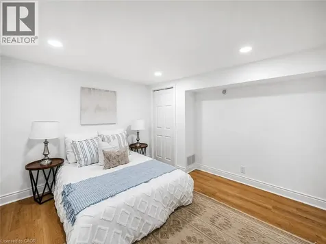 627 Upper Sherman Avenue Hamilton ON L8V 3M4