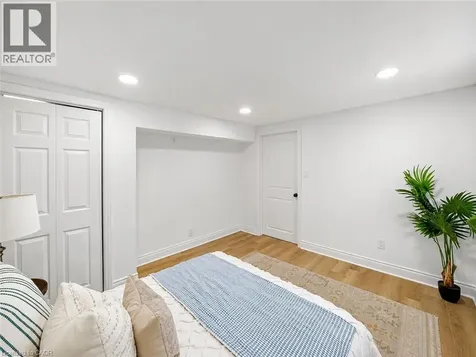 627 Upper Sherman Avenue Hamilton ON L8V 3M4