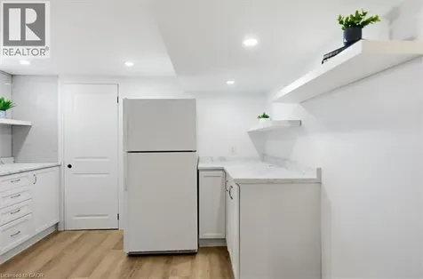 627 Upper Sherman Avenue Hamilton ON L8V 3M4