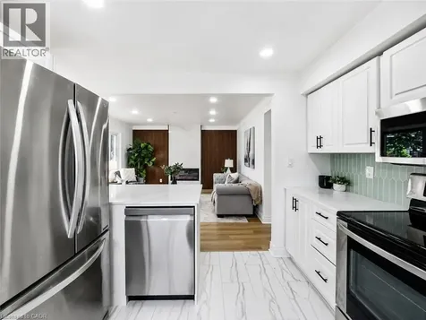 627 Upper Sherman Avenue Hamilton ON L8V 3M4