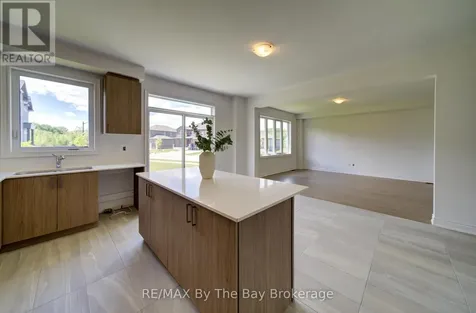 1 Amber Drive Wasaga Beach ON L9Z 0R9