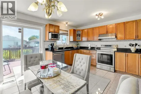 1078 Treverton Windsor ON N8P 1S5